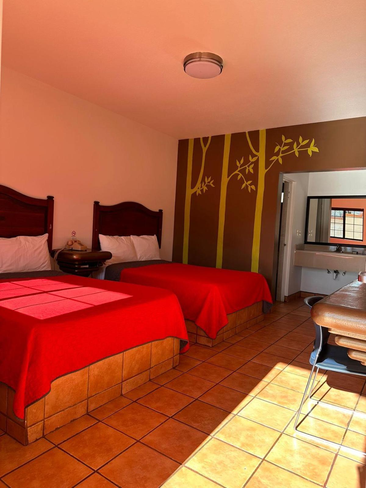 Hotel Colonial De Nogales Nogales  エクステリア 写真